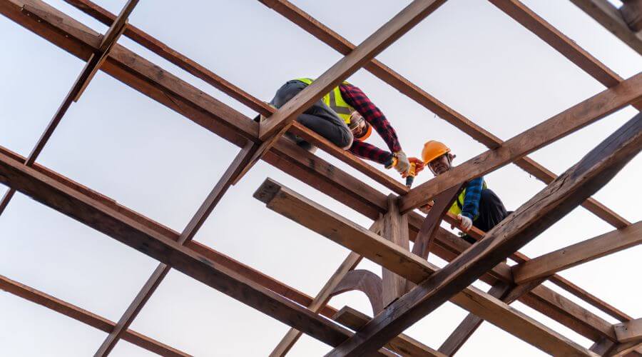 Expert Emergency Roof Repairs services in East Rochester, OH